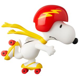 Peanuts Roller Derby Snoopy Ultra Detail Fig