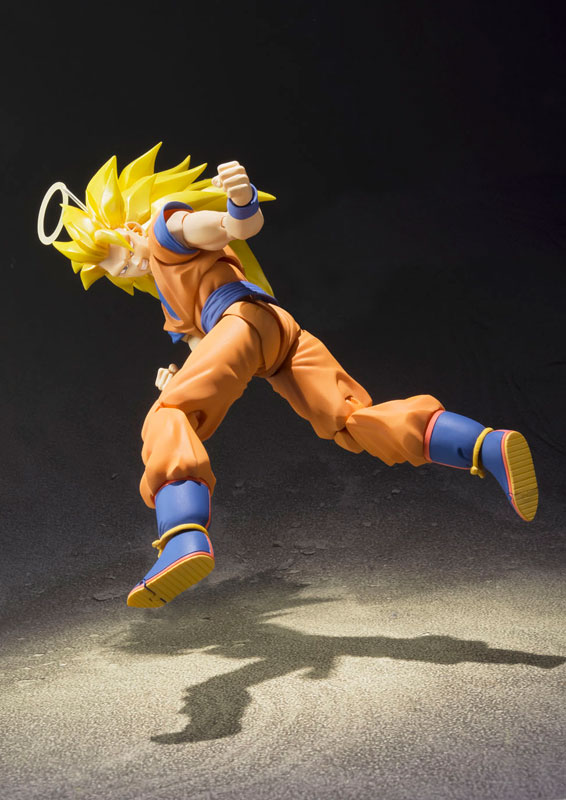 S.H.Figuarts Super Saiyan 3 Goku Dragon Ball Z figurine