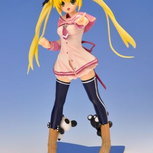 TinkleCrucidas Seisha B Cristelles 18 figure Penguin Parade