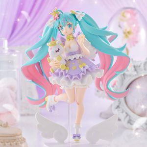 Hatsune Miku figure in lavender princess outfit