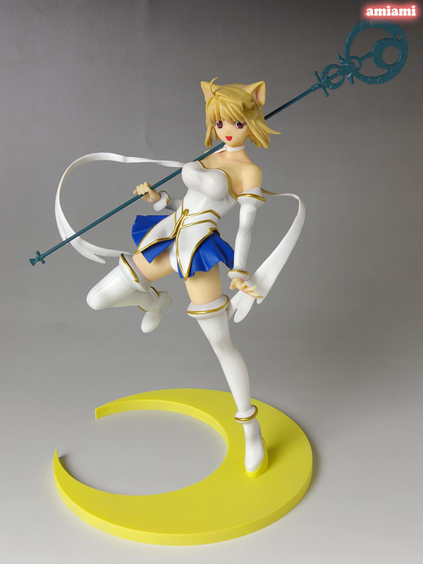 White Moon Princess Phantasmoon Eclipse figure