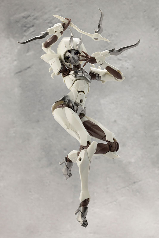 Infinite Encounter Megalomaria Seeker plastic model