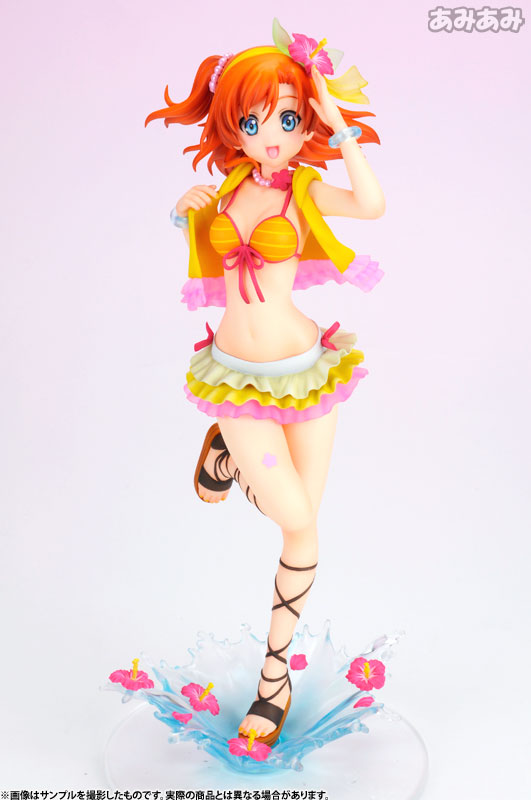 Love Live! Honoka Kosaka figure in swimsuit