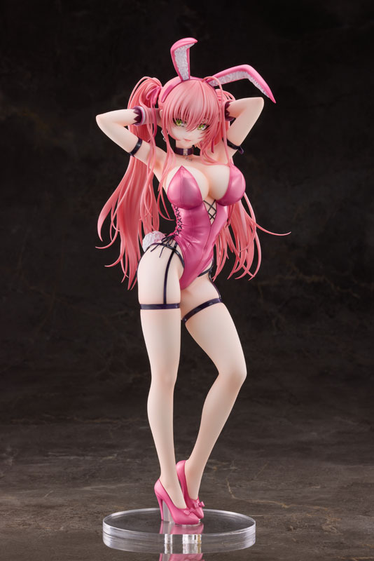 Pink Twin Tebunny-chan deluxe figure