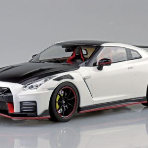Aoshima Rakupla Snap Car R35 Nissan GT-R Nismo 2022 Brilliant White Pearl