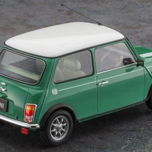 1/24 Mini Cooper Heritage Collection Almond Green plastic model